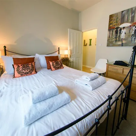 2 Bed In Hh052 * Harrogate